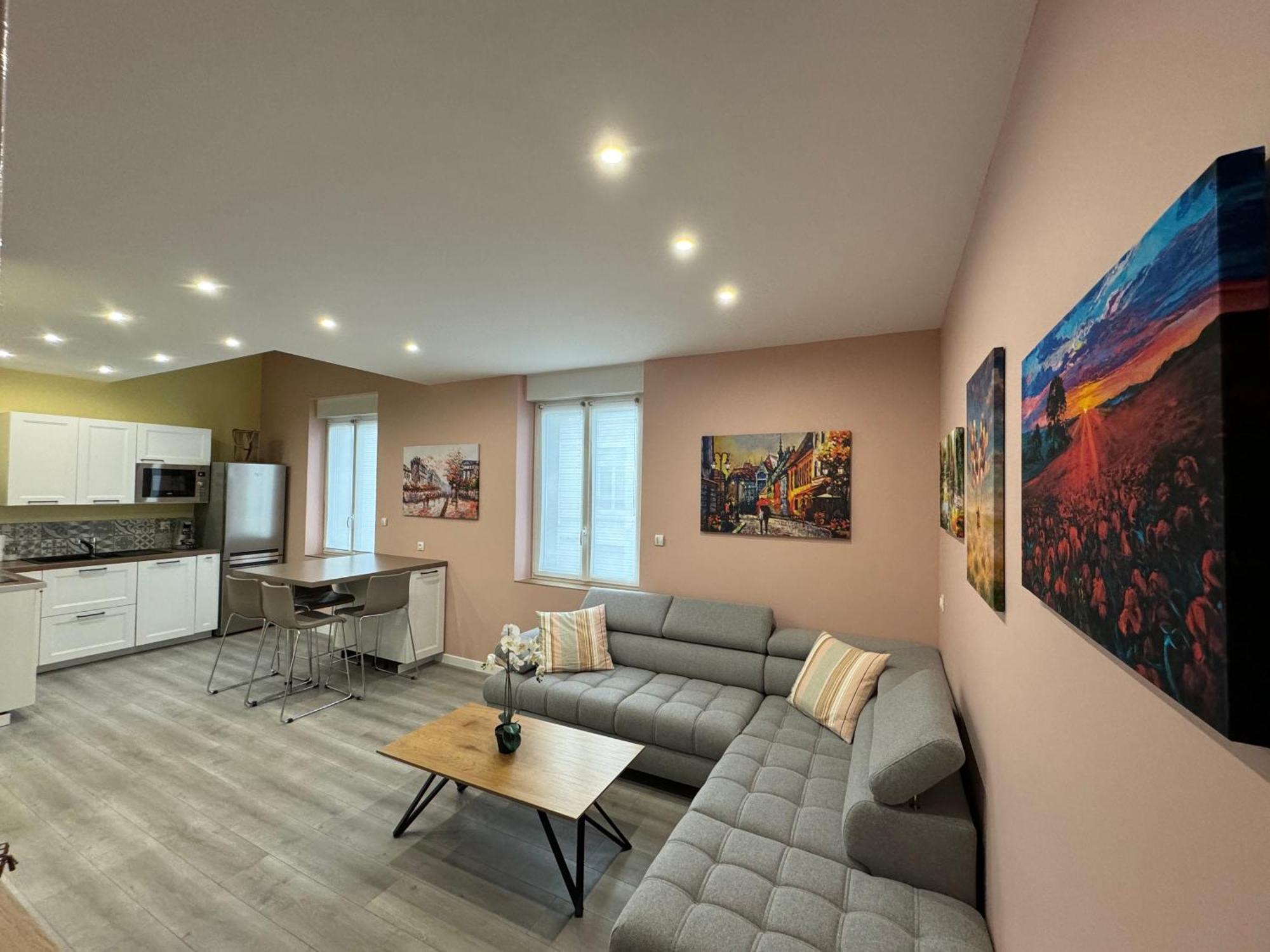 70M2 Climatise - Parking Prive - Lycee Roosevelt - Reims Arena Apartamento Exterior foto